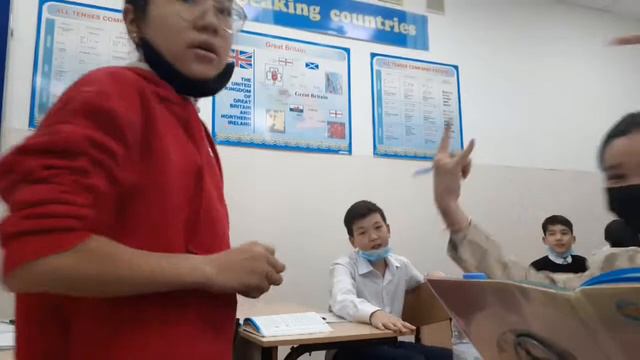 Мой обычный день в школе📚✏🖇 смотреть онлайн