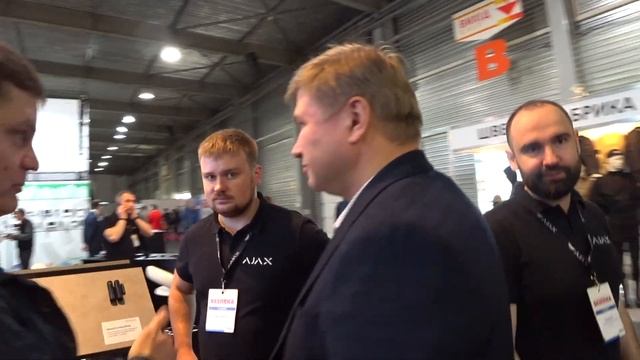 Выставка Безпека 2017 тестируем ЧИП В РУКЕ