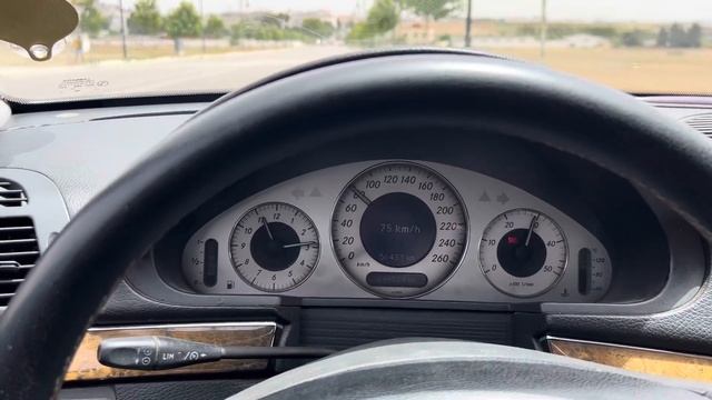 Mercedes e220 cdi w211 2005 acceleration смотреть онлайн