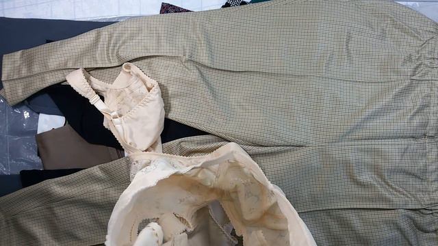 4998 Bon prix микс жен. большие размеры сток 1 пак 52ед 12,8€/кг смотреть онлайн