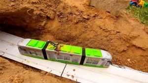 ТРАМВАЙ зеленый представляет : Игрушки Машинки Мультики Для Детей про ТРАНСПОРТ