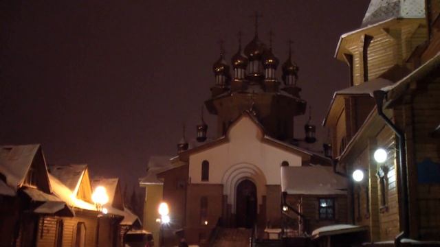 Белгород вечерний. Комплекс храмов. ул. Королёва, 1А смотреть онлайн