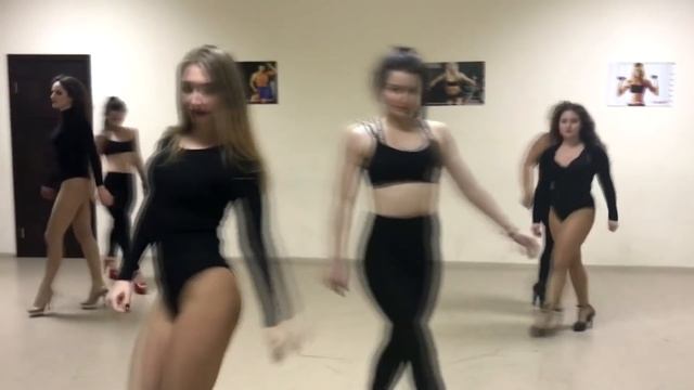 Tinashe - wildfire / strip dance choreo by Lesya Solomina/ begginer group смотреть онлайн