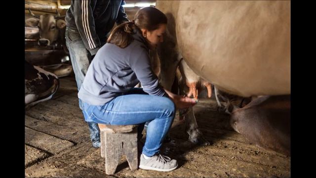 ГДЕ ТО ДАЛЕКО ИДУТ ДОЖДИ Кай Метов=04 18=Слайд смотреть онлайн