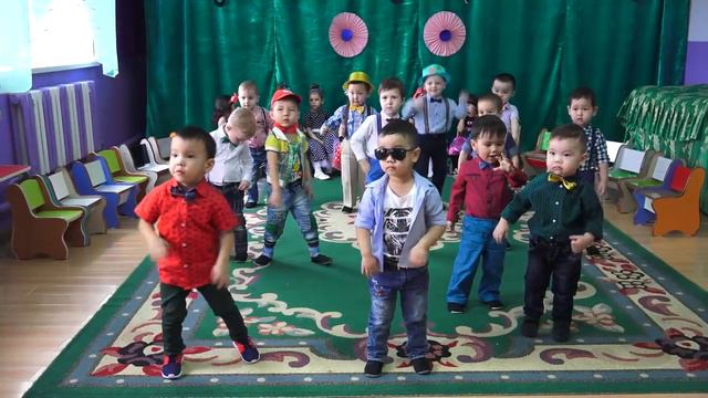 Солнышки 8 марта смотреть онлайн