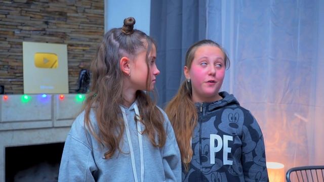 РЫЖИЙ КИНУЛ ЕЛКУ!!! смотреть онлайн