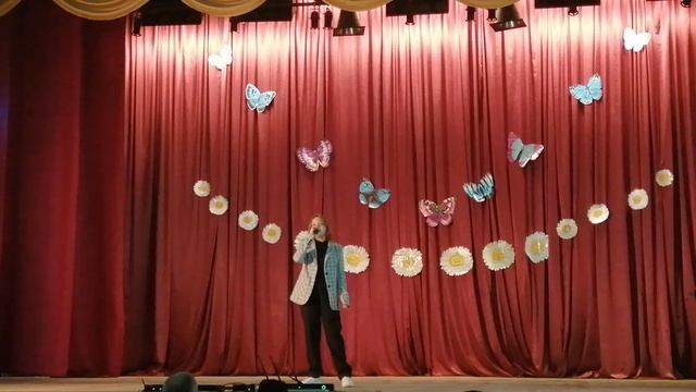 песня "Маленькая страна" в исполнении Абридовой Вероники смотреть онлайн