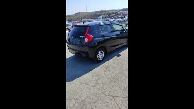 Хонда Фит авто из Японии б/п по РФ Honda Fit 2017 г. gk3 L13B смотреть онлайн