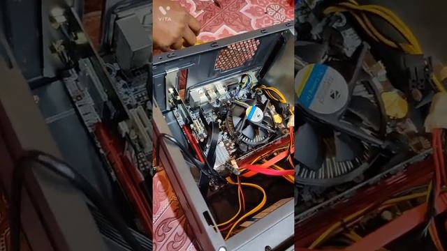 Installing wifi/ Bluetooth Adapter смотреть онлайн