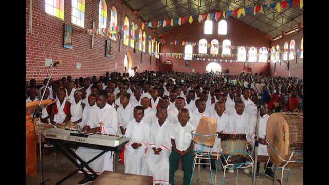 IMANA IRADUKUNDA BY SAINTE CECILE|| CATHOLIQUE RUHENGERI смотреть онлайн
