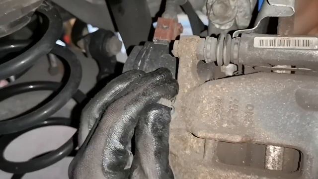 Audi A5 8T B8 Bremsflüssigkeit Wechseln Und Kupplungsflüssigkeit Wechseln Mit Gerät