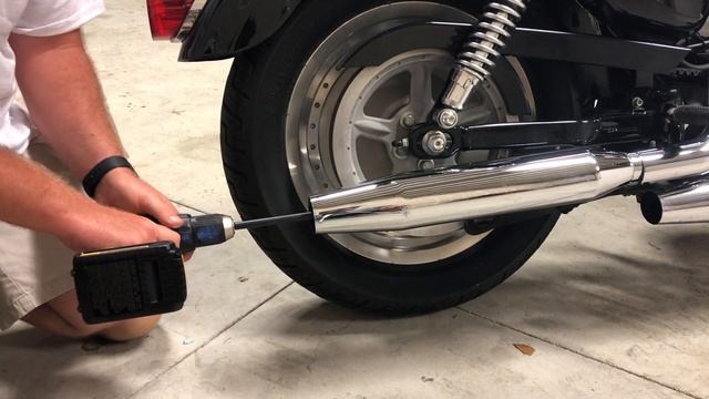 How To Remove The Baffle On a Stock Harley Davidson Sportster Exhaust смотреть онлайн