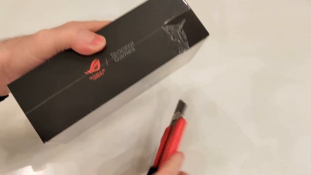Asus Rog Phone 2 - распаковка смартфона от Tencent Games - самая доступная версия;)