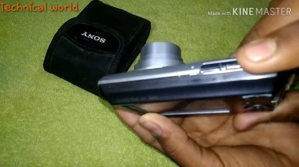 Sony digital camera review with 14.1 mega pixel and 28 mm wide angle lens