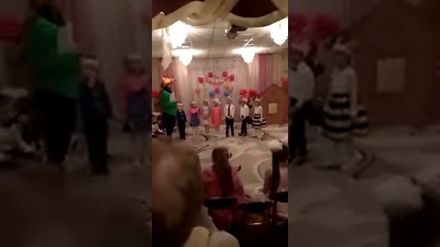 Инсценировка сказки на празднике "День Матери" с участием родителей смотреть онлайн