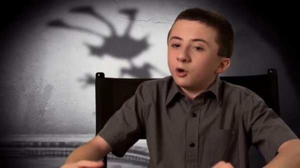 Atticus Shaffer "Frankenweenie" Interview! [HD]