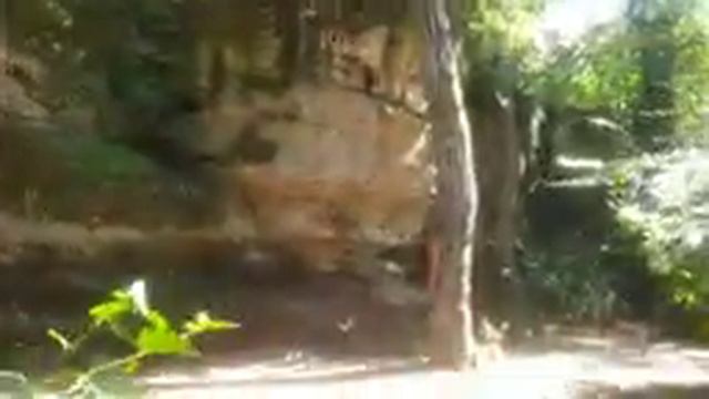 Плачущая скала в Крыму