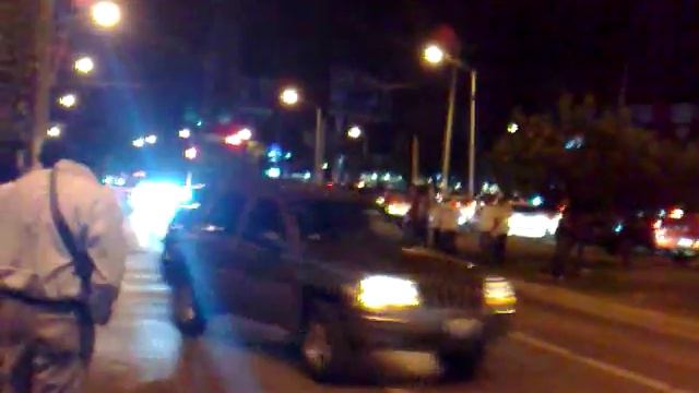 Volvo S40 vs Stratus vs Cirrus.mp4 смотреть онлайн