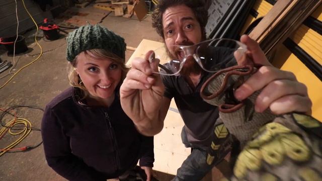 Smart and Simple Skoolie Subfloor Installation | School Bus Conversion | Part 1 смотреть онлайн