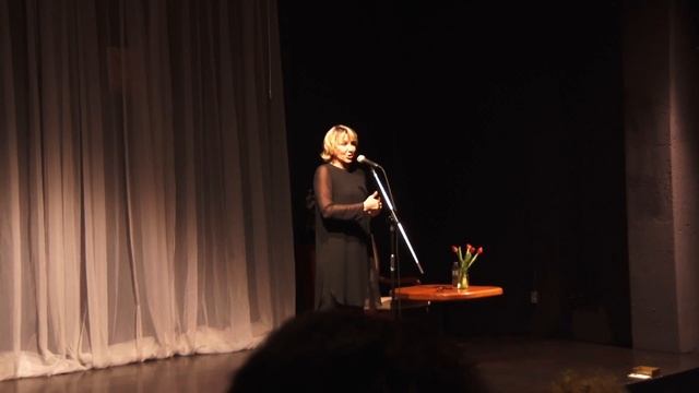 Elena Yakovleva in Canada - April 2016 смотреть онлайн