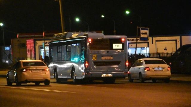 [D3500] Автобус ЛиАЗ-5292.67,"Vector Next ПАЗ-320435-04 (NS) и подмигивающий ПАЗ-320402-05 смотреть онлайн
