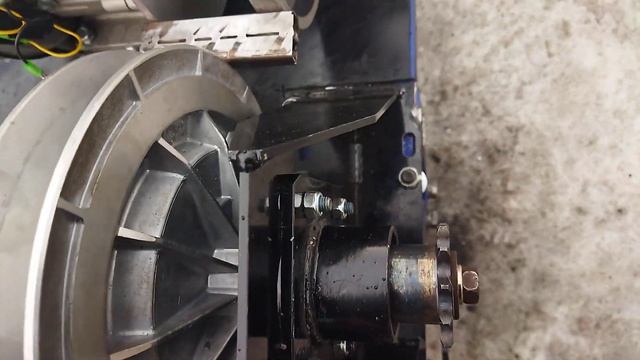 Переделка мотобуксировщика с автоматическим сцеплением на вариатор САФАРИ смотреть онлайн