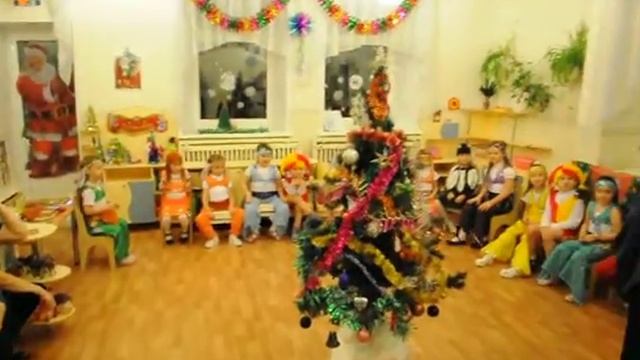 Новогодний утренник смотреть онлайн