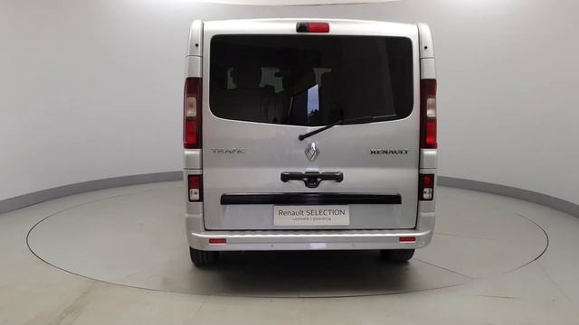 Renault Trafic SpaceClass 2.0 dCi L2 EDC смотреть онлайн
