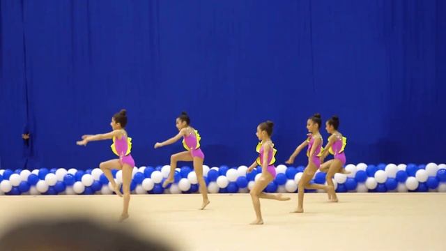 Bədii Gimnastika üzrə 1-ci Ocaq Açıq Birinciliyinin ilk günündən maraqlı anlar. смотреть онлайн