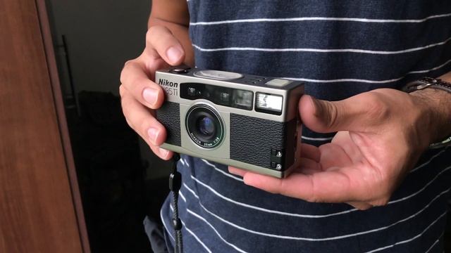 Point & Shoot Test - Contax T2 - Nikon 35Ti - Leica Minilux 40 - Olympus Mju I смотреть онлайн