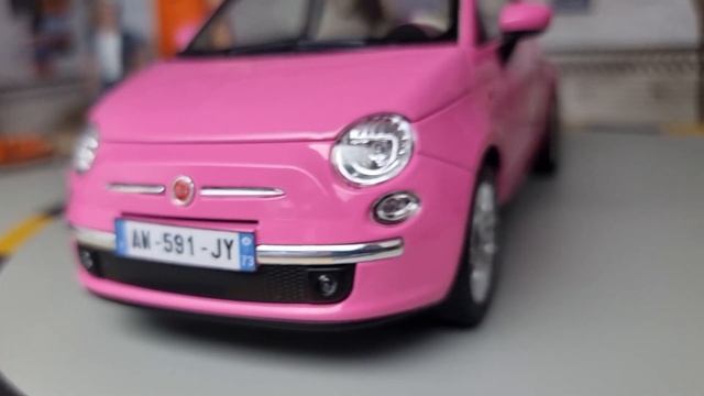 ? FIAT 500 SO PINK, Norev 1/18 (187752) #105