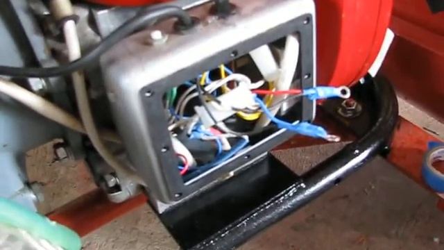 MVI 4812 подключение светодиодной фары на мотоблоке МОТОР- СИЧ. смотреть онлайн