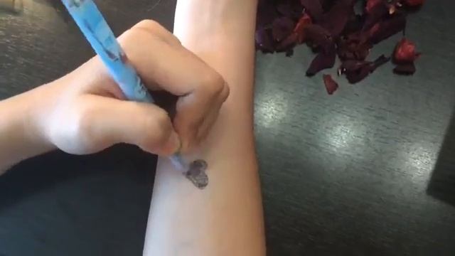 Как сделать временную татуировку?|Anna Budanova смотреть онлайн