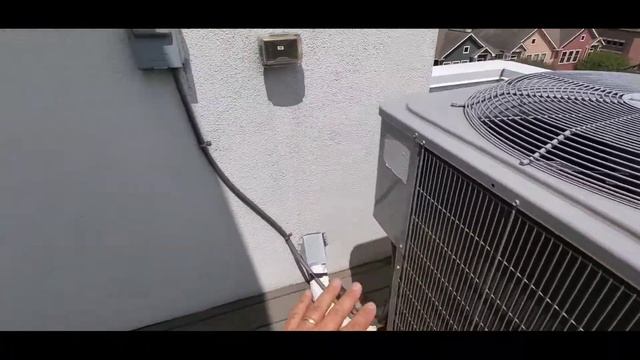 What is an AC disconnect switch? смотреть онлайн
