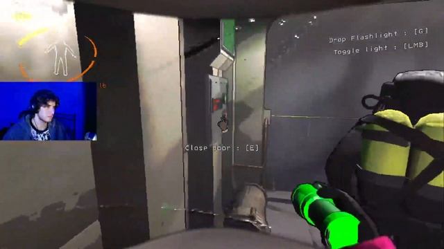 МЫ ОТКРЫЛИ ЕМУ ДВЕРЬ