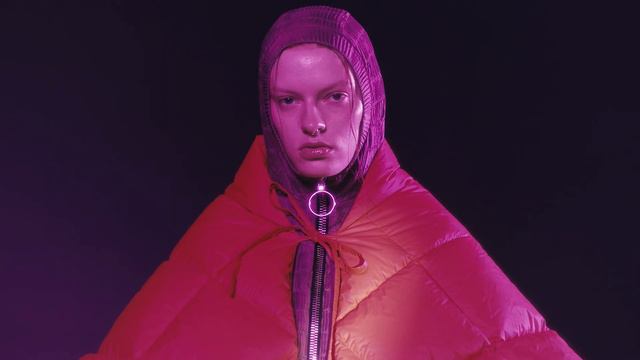 IENKI IENKI FW 2018/19 Collection Campaign Video Director’s Cut смотреть онлайн