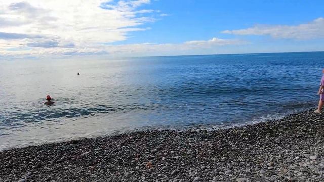 Санек, кукуруза, купаются даже дети! 06.10.2021. Воздух выше не ниже +21. ?ЛАЗАРЕВСКОЕ СЕГОДНЯ?СОЧ смотреть онлайн