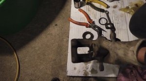 Замена заднего тормозного суппорта Kia Rio 3 своими руками