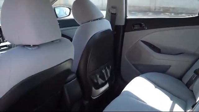 2015 Kia Optima Sedan LX смотреть онлайн