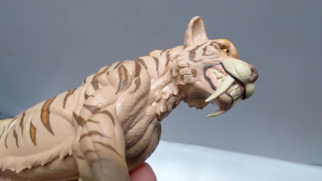 Lanard Toys Primal Clash SaberTooth Tiger Review!!! Smilodon!!! смотреть онлайн