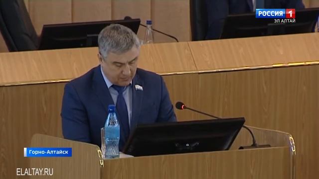 Мониторинг законодательства-за 2020 год в регионе принято 93 закона (02.03.2021г.) смотреть онлайн
