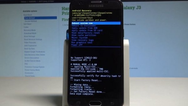How to Hard Reset SAMSUNG Galaxy J3 Prime - Bypass Screen Lock / Wipe Data |HardReset.Info