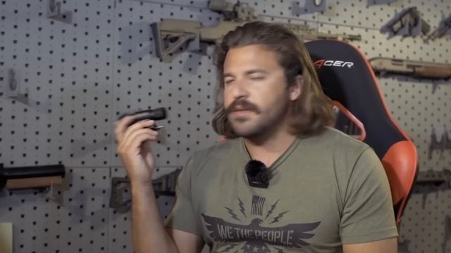 AR-180 - Символ Сопротивления Британской Короне // Brandon Herrera на Русском Языке смотреть онлайн