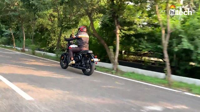 2023 Yezdi Roadster Review - Changes and Their Effect! смотреть онлайн