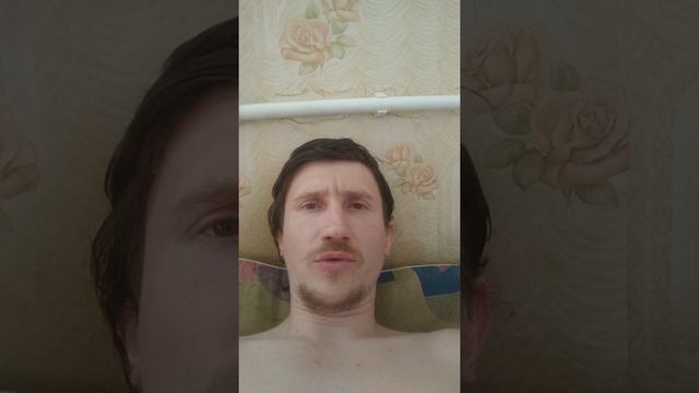 Мае мнение про Леха из кресла Вася на сене.