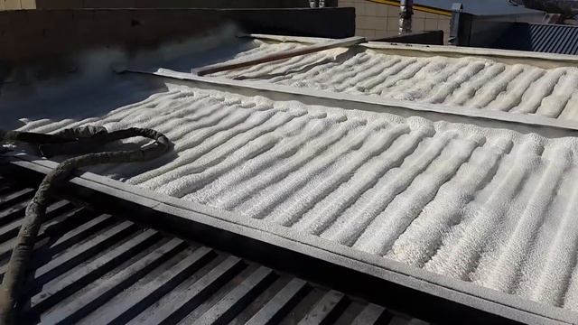 Утепление кровли из проф-листа на СТО ППУ 5 см