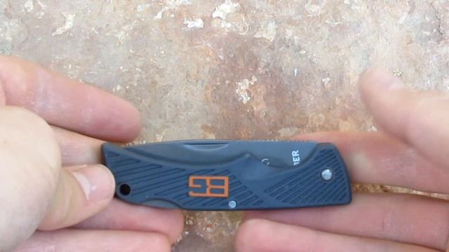 Gerber Bear Grylls Compact Scout Knife REVIEW - HD смотреть онлайн