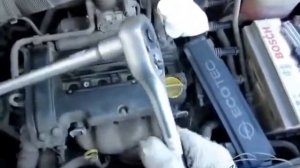 Замена свечей Opel Astra H