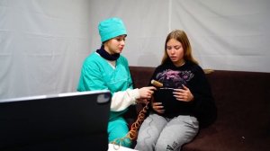 Амелька стала ВРАЧОМ!