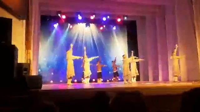 Национальный творческий коллектив «Авландя» Танец «Оленеводы».Руководитель Светлана Михайловна Гиун смотреть онлайн